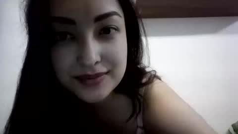 Snapshot of alisaxcristal chatting on 04.27.26 AlisaXCristal online show from 04.27.26