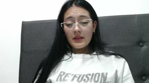 alisha_9997 online show from 10.11.25