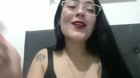 alisha_9997 online show from 10.17.25