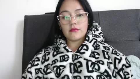 alisha_9997 online show from 04.12.26