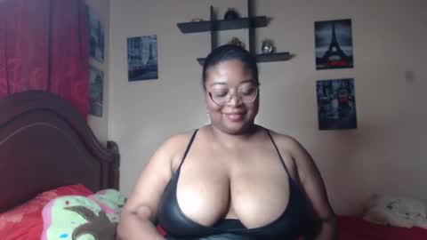 Snapshot of alisha_charm1 chatting on 01.17.25 Alisha charm1 online show from 01.17.25