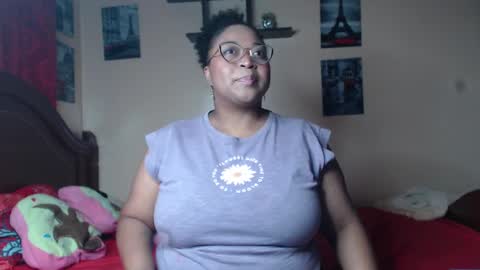 Snapshot of alisha_charm1 chatting on 02.11.25 Alisha charm1 online show from 02.11.25