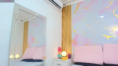 Alisha online show from 11.04.25