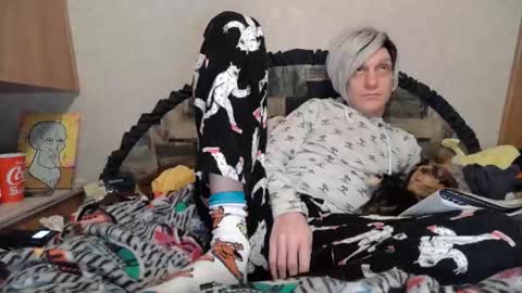 Alisha online show from 11.28.25