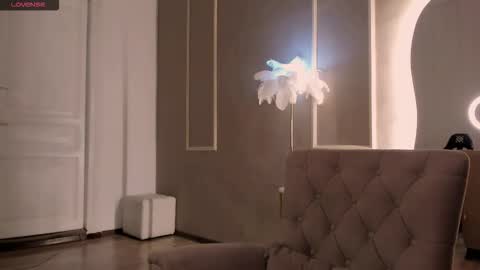 Snapshot of alisia_mars chatting on 10.09.25 Alisia online show from 10.09.25