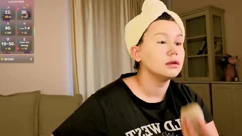 Alisia online show from 11.29.25