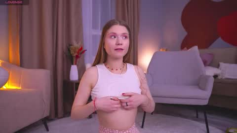 Snapshot of alisia_spinnet chatting on 01.17.26 Alisia online show from 01.17.26