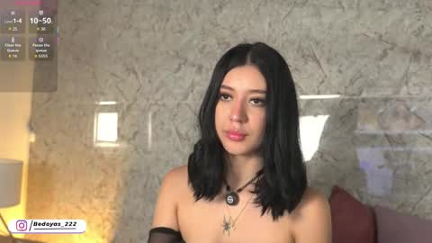 Snapshot of alison222_ chatting on 05.04.26 A L I S O N online show from 05.04.26