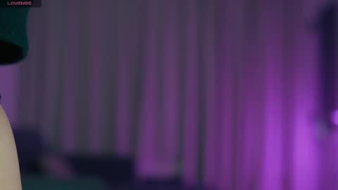 Alison  online show from 10.09.25