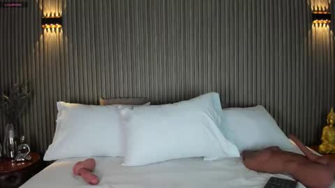 Alison  online show from 11.06.25