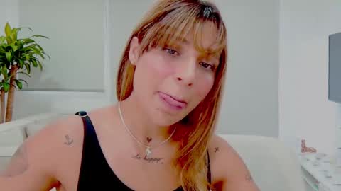 Snapshot of alisondiaz_ chatting on 01.24.25 Alison diaz online show from 01.24.25