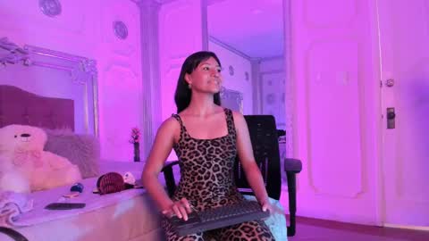 Snapshot of alisonfishert chatting on 01.23.25 Alison Fishert online show from 01.23.25