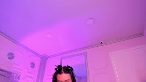 Snapshot of alisonfishert chatting on 02.04.25 Alison Fishert online show from 02.04.25