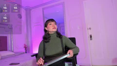 Snapshot of alisonfishert chatting on 09.15.25 Alison Fishert online show from 09.15.25