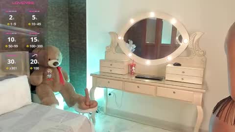 Alison Moon  online show from 10.03.25