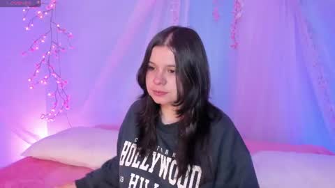 Snapshot of alissa_cute1 chatting on 07.05.26 Mia online show from 07.05.26