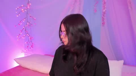 Snapshot of alissa_cute1 chatting on 07.10.26 Mia online show from 07.10.26