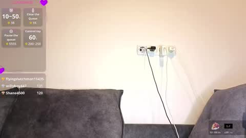 Snapshot of alissa_kiss_ chatting on 11.13.25 alissa_kiss_ online show from 11.13.25