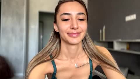 Snapshot of alissadreams chatting on 07.23.26 Alissa online show from 07.23.26