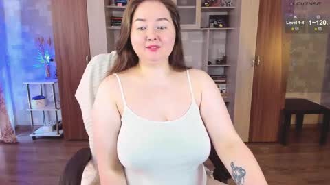 Snapshot of alissdaisyy chatting on 05.17.26 alissdaisyy online show from 05.17.26