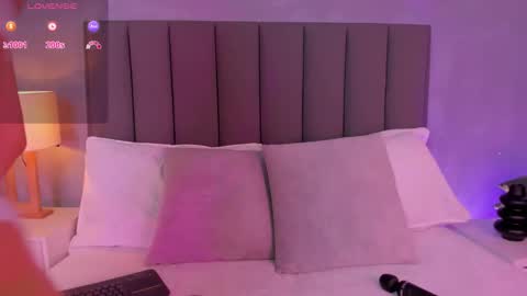 alisson_81 online show from 12.17.25