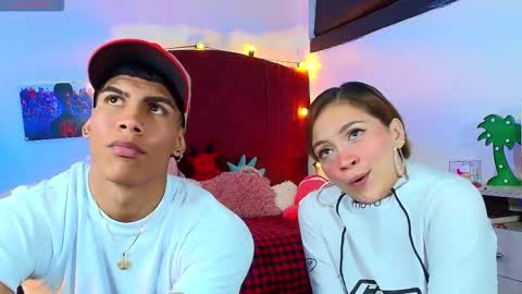 Snapshot of alisson_and_jhonny chatting on 09.26.25 Aliandjho online show from 09.26.25