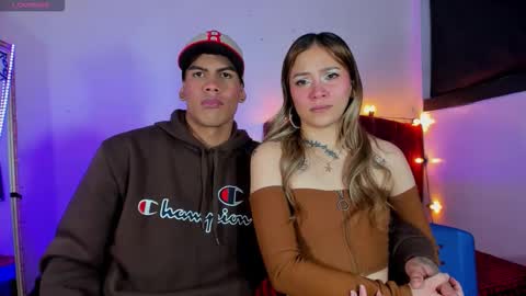 Snapshot of alisson_and_jhonny chatting on 09.28.25 Aliandjho online show from 09.28.25