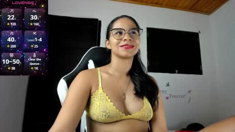 Snapshot of alisson_hoffman05 chatting on 12.27.24 Alisson hoffman05 online show from 12.27.24