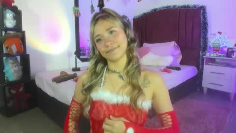 Alisson IG alisson zafiro27 online show from 12.27.24