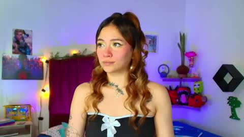 Alisson IG alisson zafiro27 online show from 02.15.26