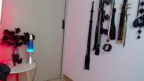 Alisson Beckett online show from 04.15.26