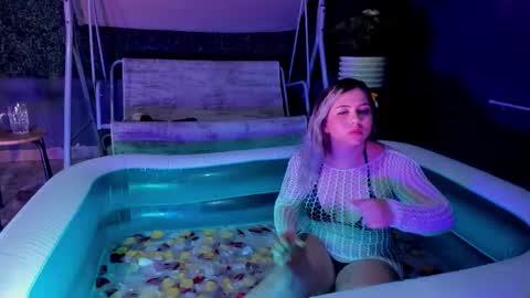 Alisson Joness online show from 10.11.25