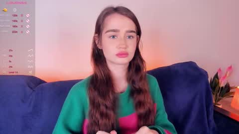 Snapshot of alivialovely chatting on 10.15.25 Alivia online show from 10.15.25