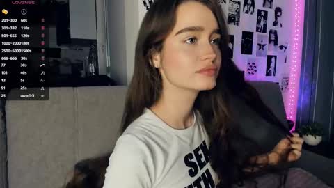 Alivia online show from 11.27.25