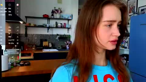 Snapshot of aliviawithlove chatting on 06.13.26 Alivia online show from 06.13.26