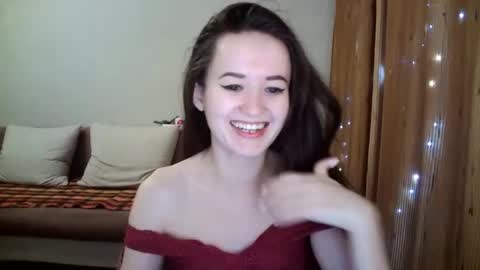 Snapshot of alkh_amare chatting on 12.18.24 Amare online show from 12.18.24