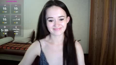 Snapshot of alkh_amare chatting on 02.15.25 Amare online show from 02.15.25