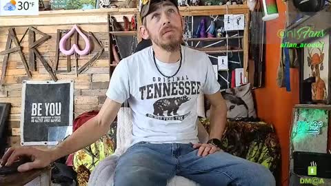 Snapshot of allan_arod chatting on 01.11.25 Allan arod online show from 01.11.25