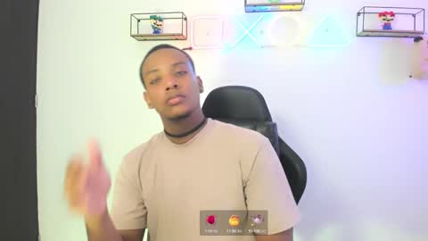 Snapshot of allan_ghersi02 chatting on 12.09.24 Angel online show from 12.09.24