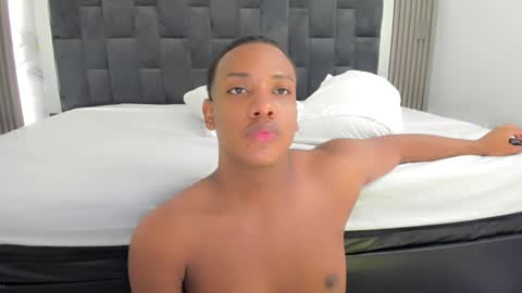 Snapshot of allan_ghersi02 chatting on 12.15.24 Angel online show from 12.15.24