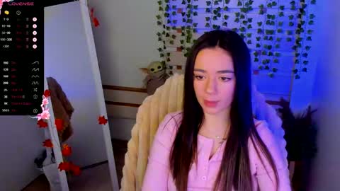 Snapshot of allana_dream chatting on 10.16.25 Allana online show from 10.16.25