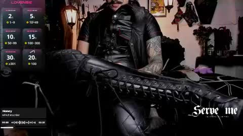 Snapshot of allanhurtss chatting on 06.20.26 online show from 06.20.26