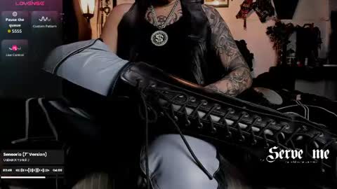 Snapshot of allanhurtss chatting on 07.15.26 online show from 07.15.26