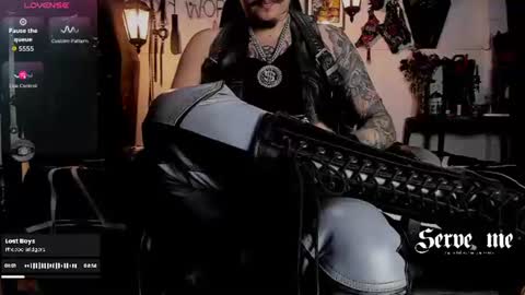Snapshot of allanhurtss chatting on 07.17.26 online show from 07.17.26
