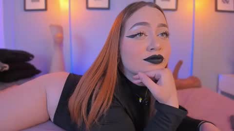 Laura online show from 02.07.26