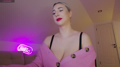 A day u didnt smile is a lost day online show from 03.04.26