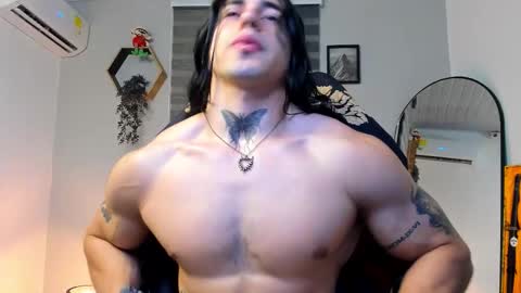 independent model 3 online show from 09.23.25