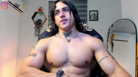independent model 3 online show from 09.25.25