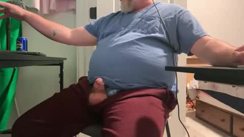 Snapshot of allergictochat chatting on 10.15.25 Allergictolove online show from 10.15.25