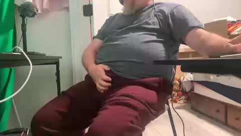 Snapshot of allergictochat chatting on 10.20.25 Allergictolove online show from 10.20.25